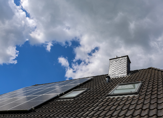 techo con placas solares